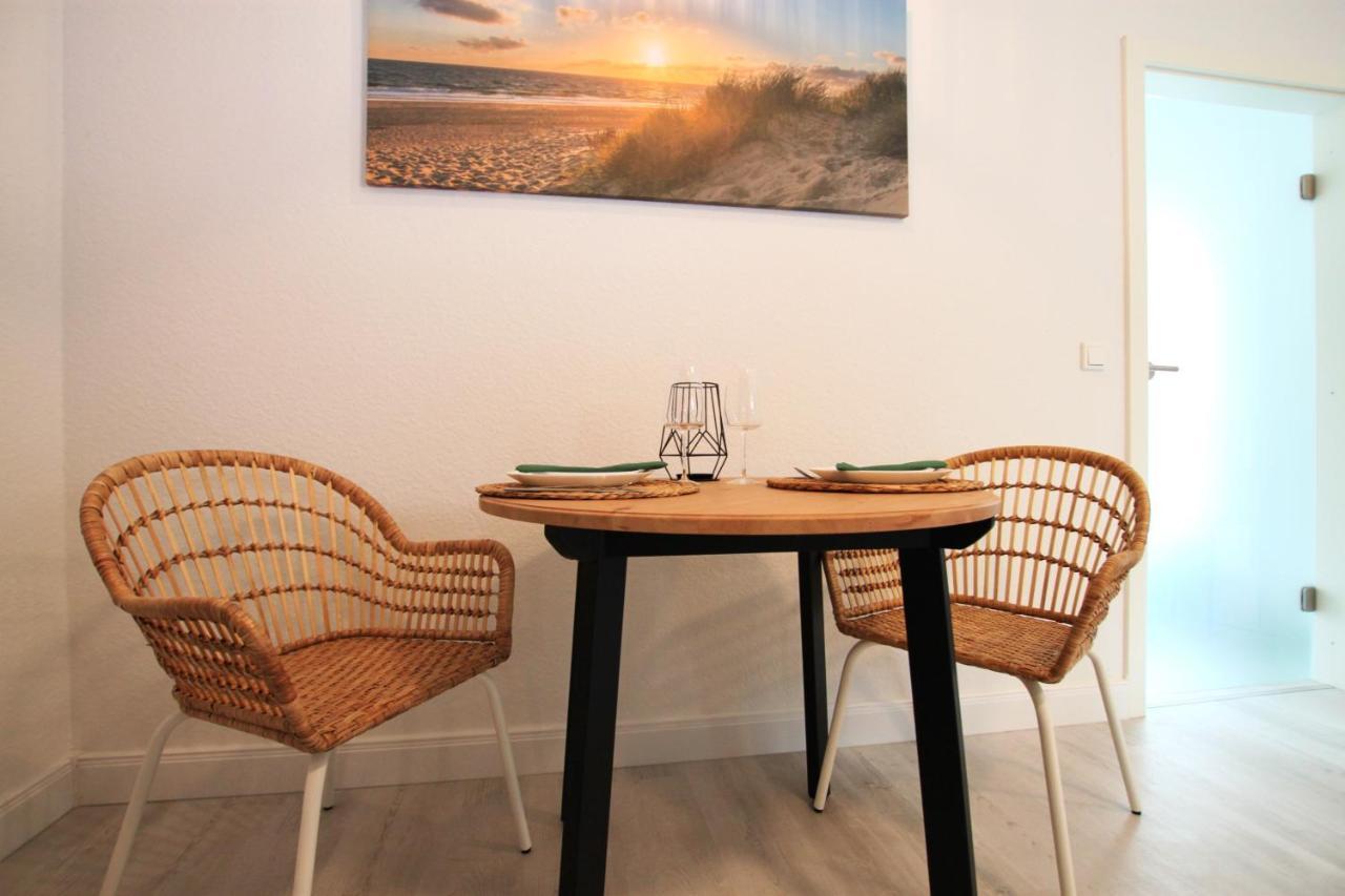 Apartment Meerzeit Mit Terrasse Husum  Exterior photo